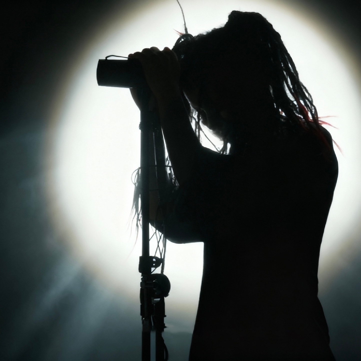 Нуки записала live "Свети"