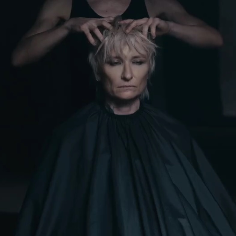 Премьера песни "BARBER" от Дианы Арбениной