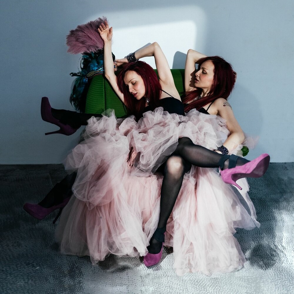 "Манипуляция" от Маши и Медведей